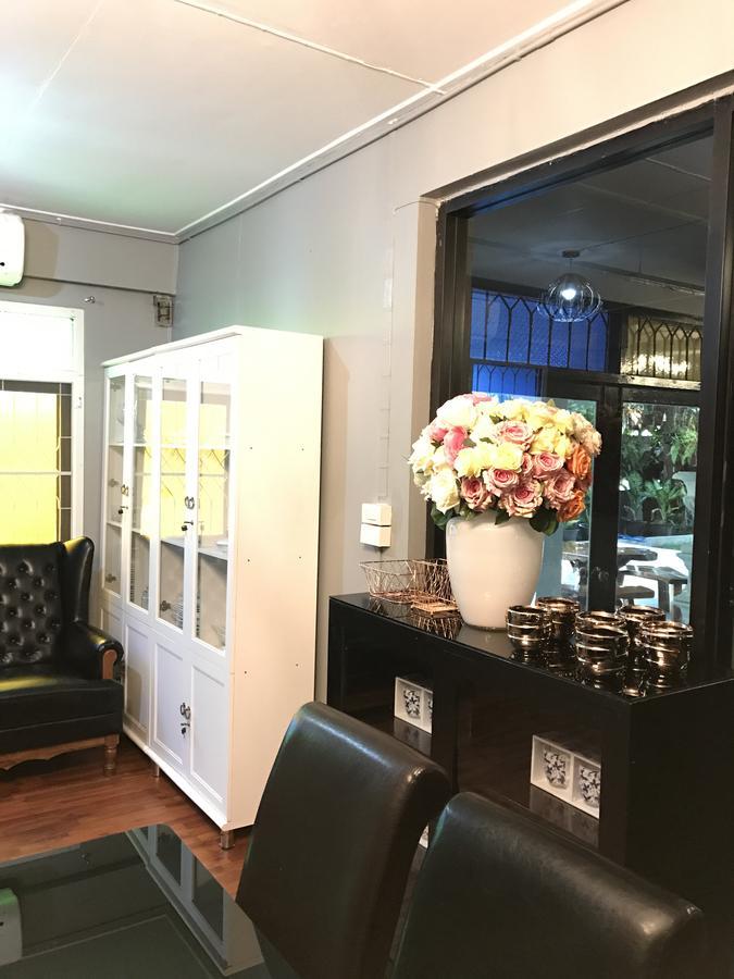 Add Home Hostel Vipavadee 42 Bangkok Luaran gambar