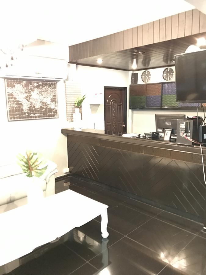 Add Home Hostel Vipavadee 42 Bangkok Luaran gambar