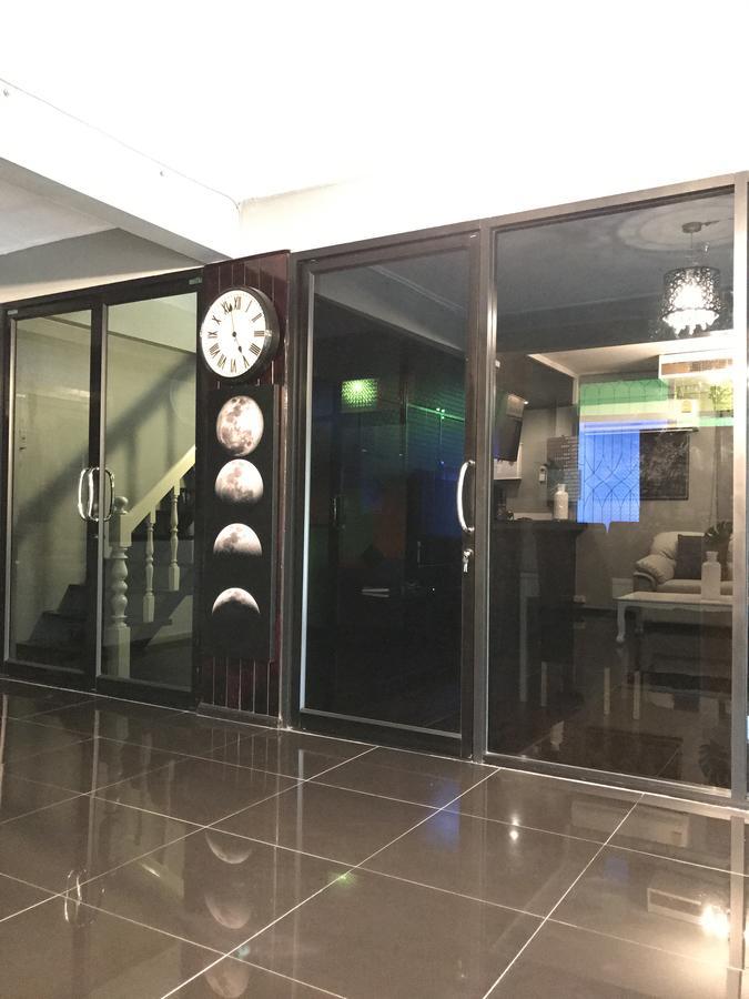 Add Home Hostel Vipavadee 42 Bangkok Luaran gambar