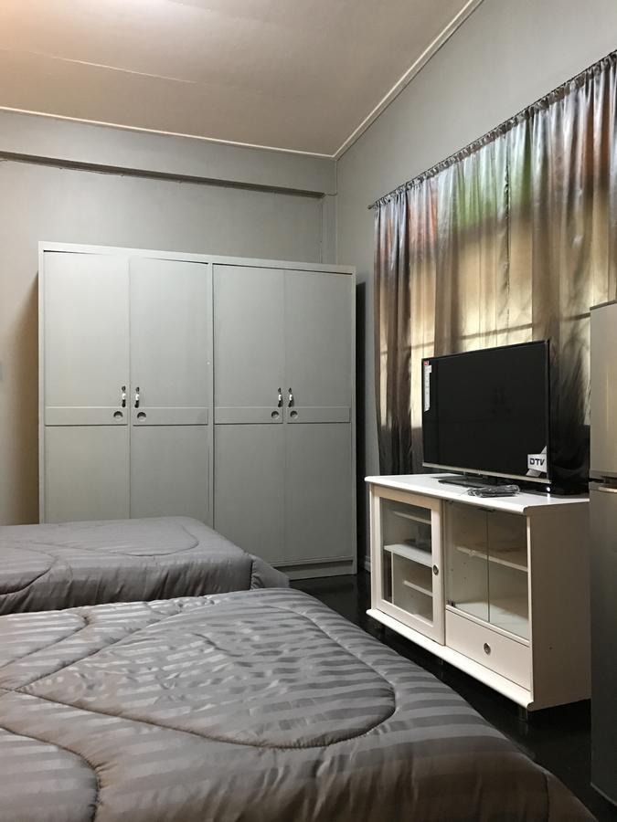 Add Home Hostel Vipavadee 42 Bangkok Luaran gambar